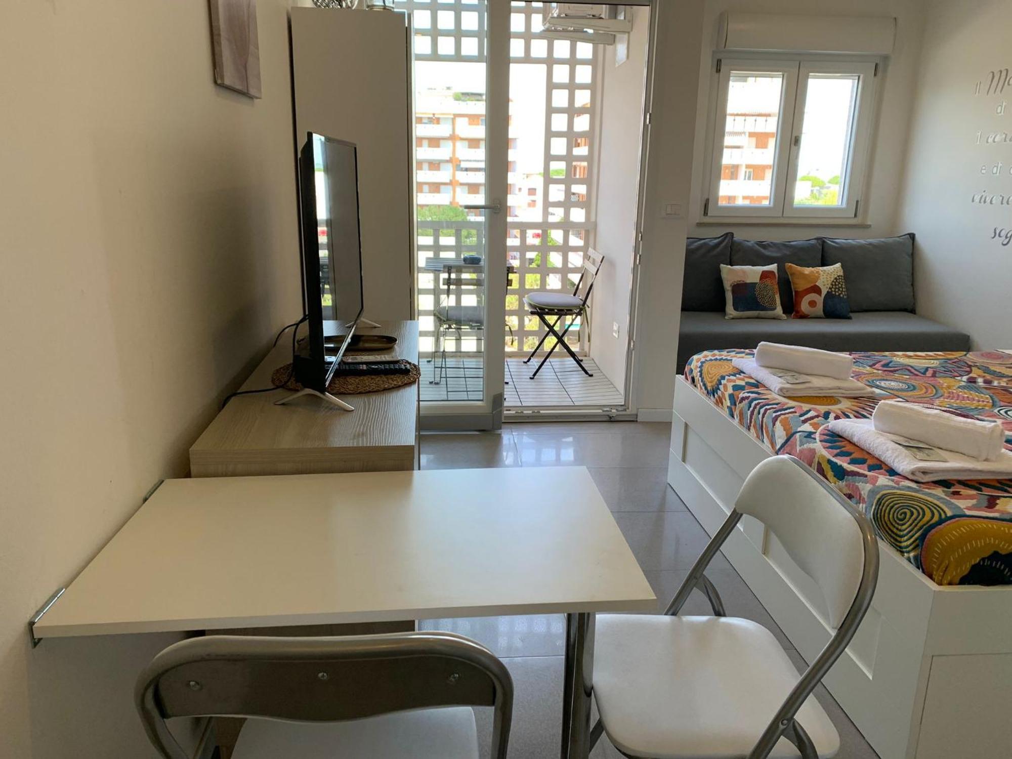 Appartamento Monolocale Con Terrazza E Cucina Lignano Sabbiadoro Esterno foto