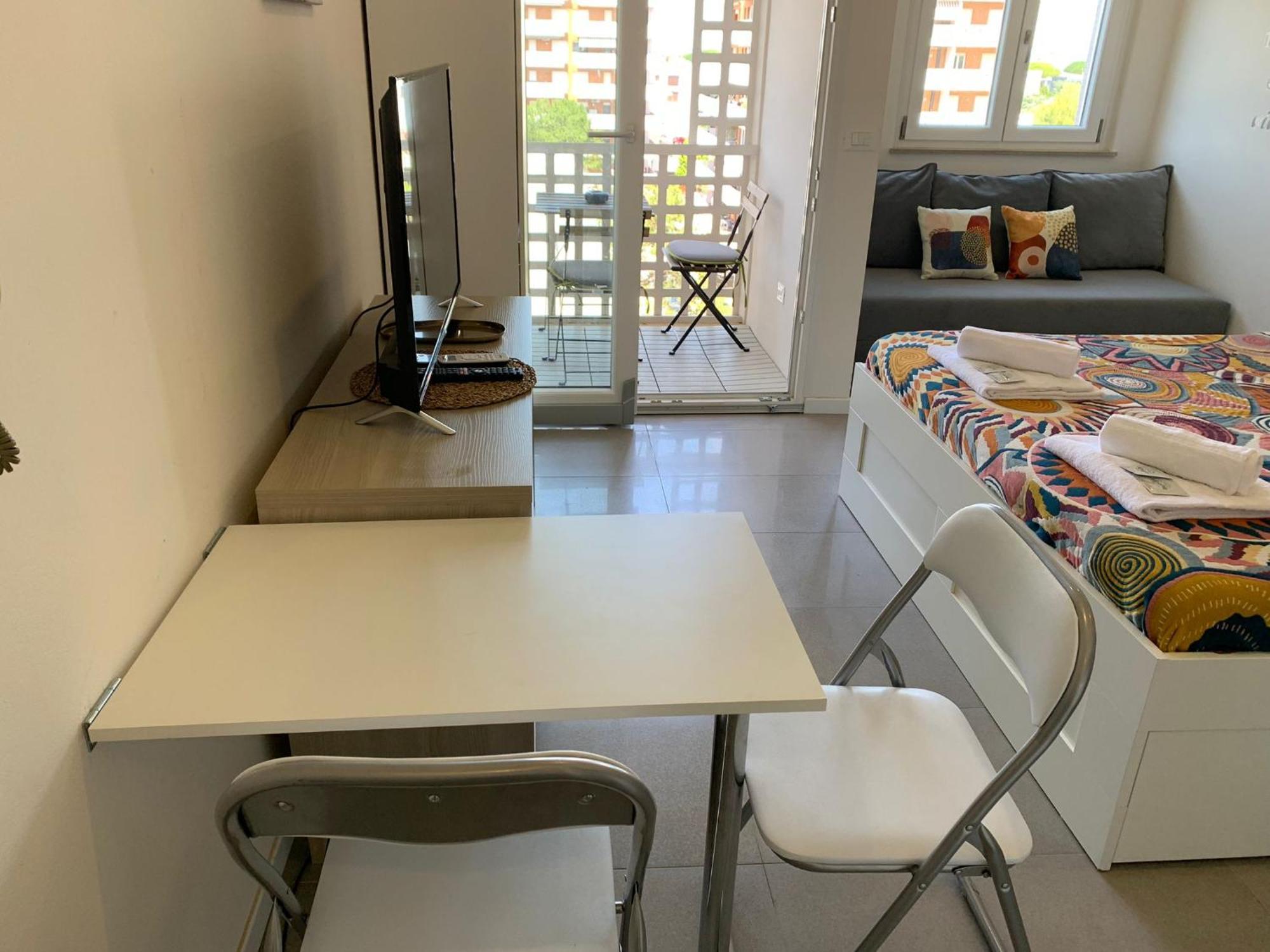 Appartamento Monolocale Con Terrazza E Cucina Lignano Sabbiadoro Esterno foto